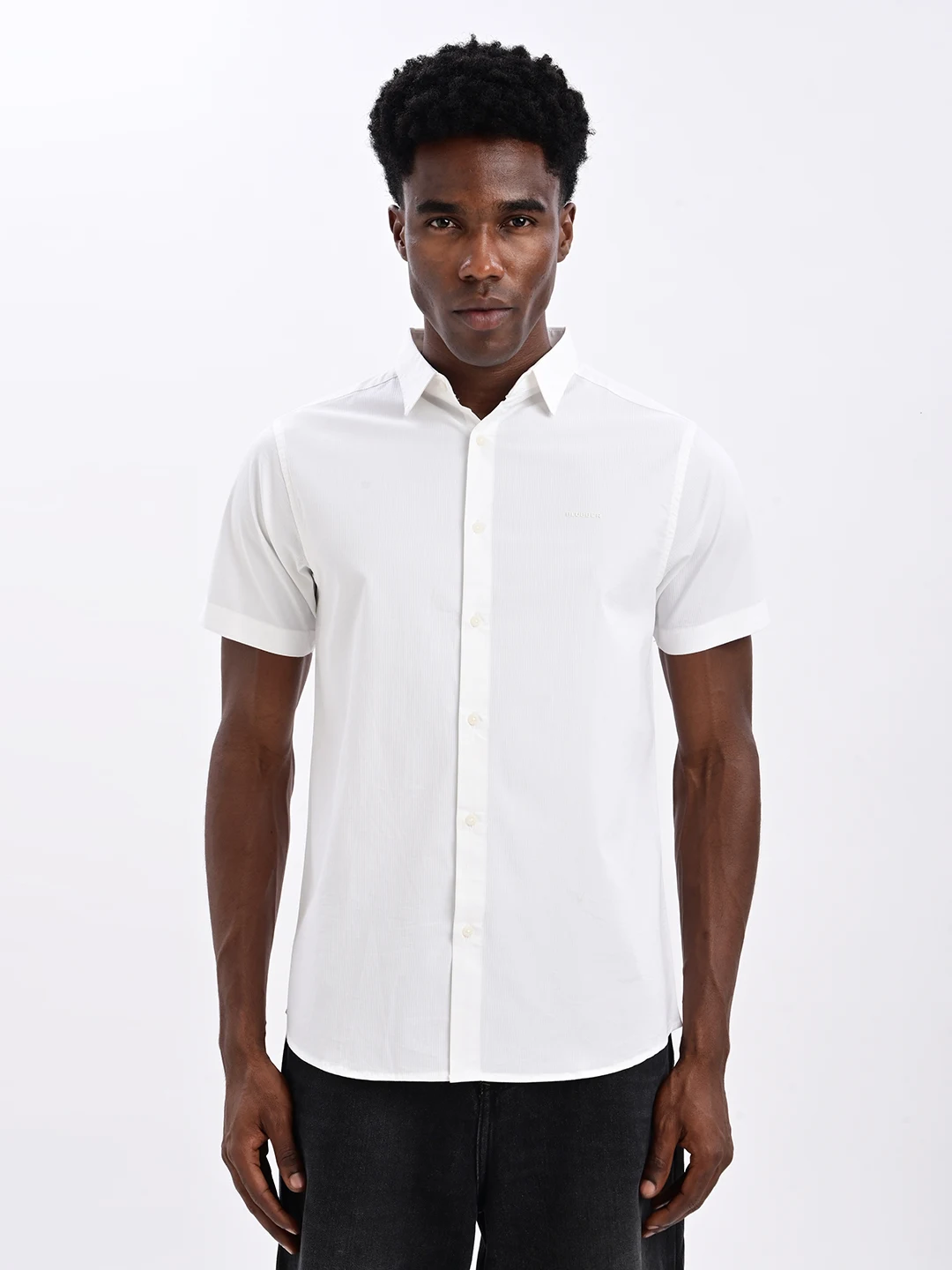 Solid Casual Shirt with Spread Collar