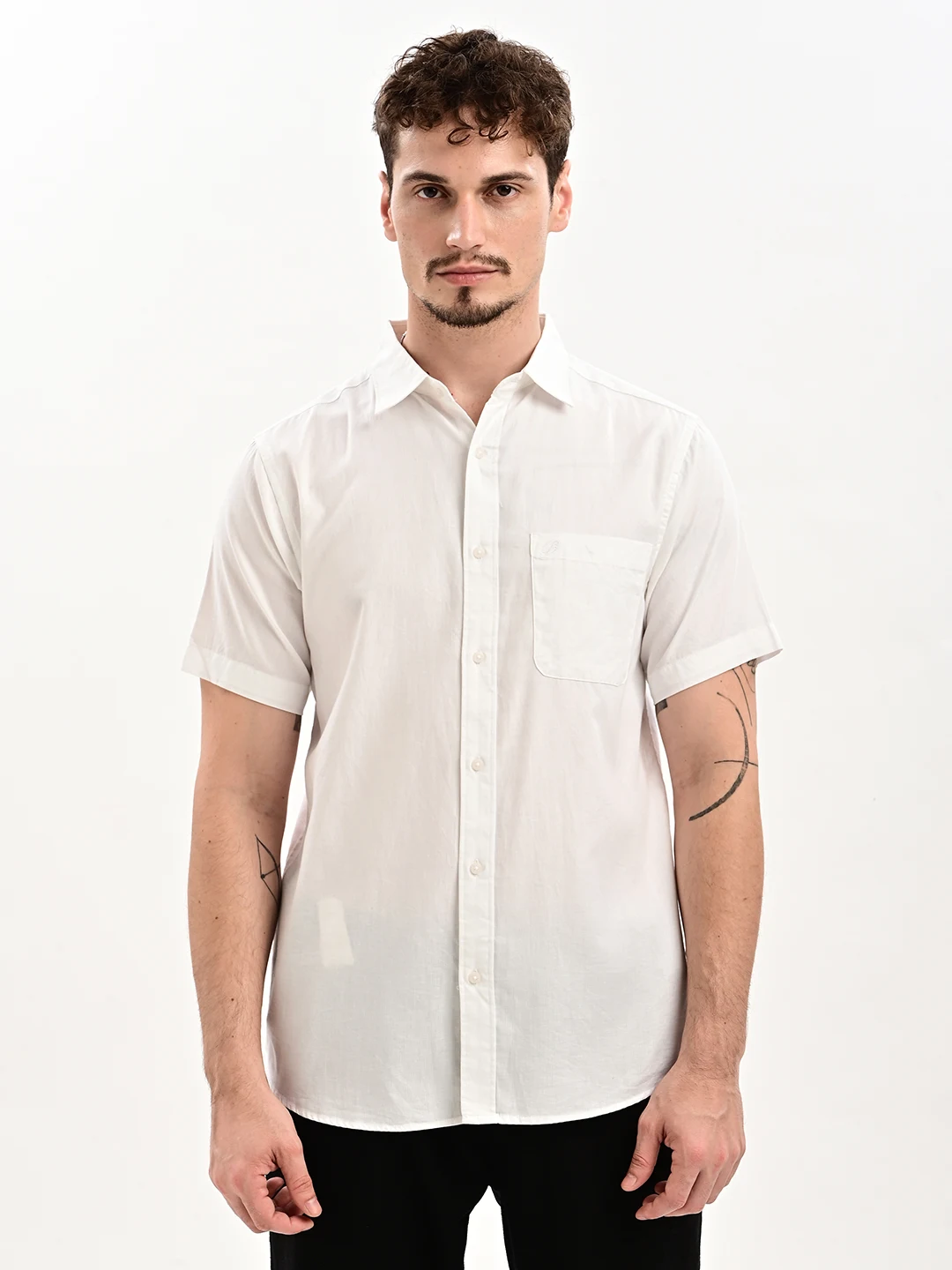 Solid Casual Shirt with Spread Collar